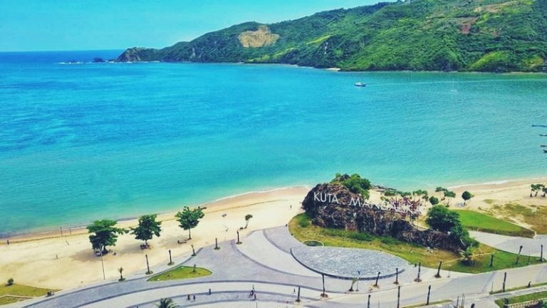 5 Destinasi Wisata Pulau Baru Di Nusa Tenggara Barat - Gookalian